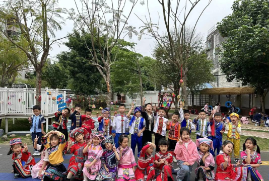 民族幼儿园阅读区