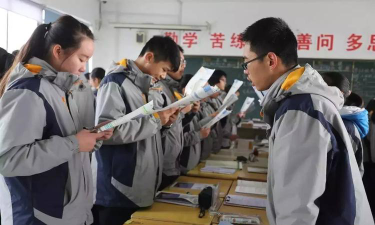 盐城射阳第二中学阅读区
