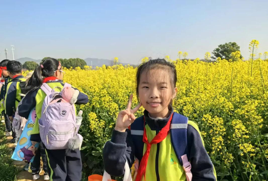 汕头市春杏小学阅读区