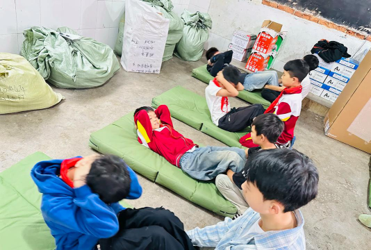 耿马县勐永镇中心完小阅读区