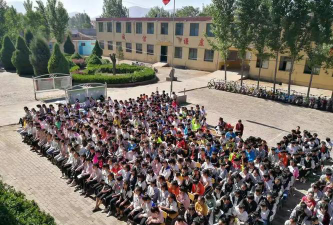 喜峪中学阅读区
