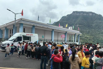 盐津县滩头乡中学阅读区
