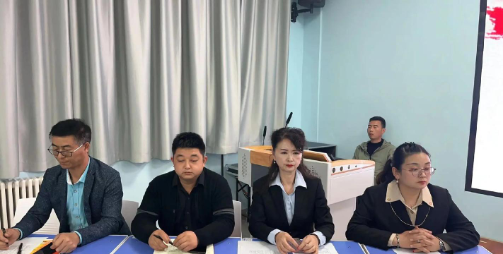 兰州新区成功鸿鹄高级中学阅读区