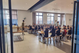 上海明德中学阅读区