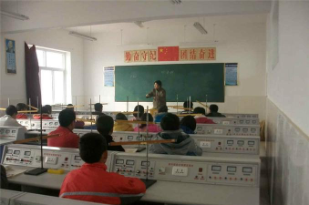 南邑中学阅读区