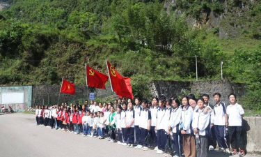 大关县玉碗镇中学阅读区