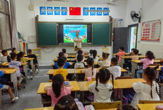 衡阳市蒸湘北路小学阅读区