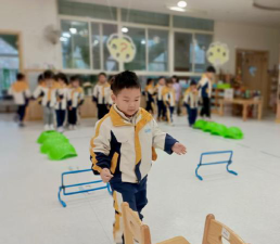 成都市第十七幼儿园阅读区