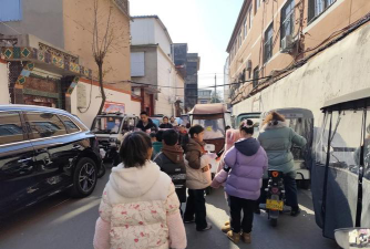 定州市兴华西路中学阅读区