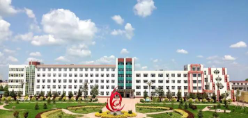 长春市九台区实验高中阅读区