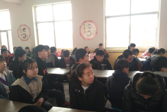 定州市西城初级中学阅读区