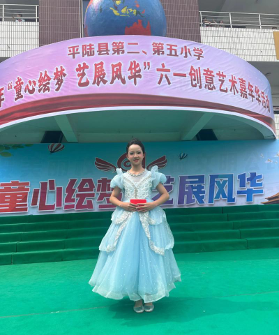 濠江区青篮小学阅读区