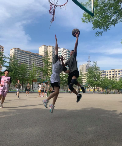 沈阳市第一二0中学阅读区