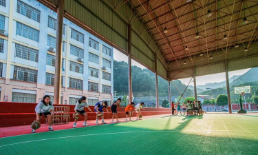 河池东兰县中等职业技术学校阅读区
