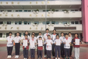 郑州市二七区王胡砦小学阅读区