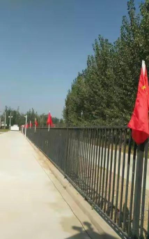 张六庄初级中学阅读区