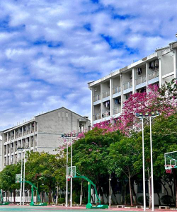 贵港市清北科学技术学校阅读区
