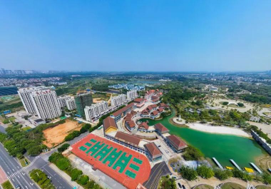 北海市华演中等职业技术学校阅读区
