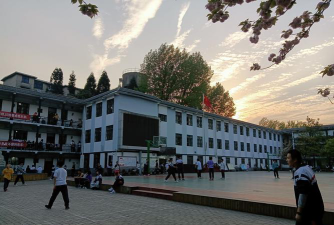 贵阳市清镇养正学校阅读区