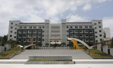 贵阳开阳县第三中学阅读区