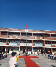 镇雄县乌峰镇小河学校阅读区