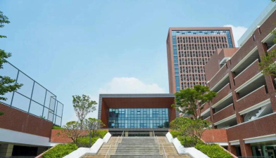 深圳中学坪山创新学校（九年一贯制）阅读区