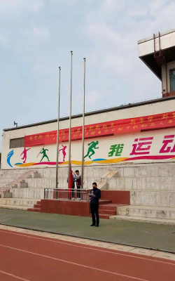 中央民大附中昆明五华实验中学阅读区
