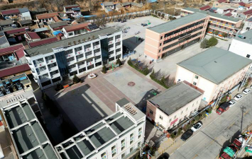 张家川县川王乡附中阅读区
