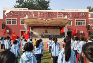 长沙市望城县星城镇南西中心小学阅读区