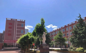 邯郸市第六职业中学阅读区