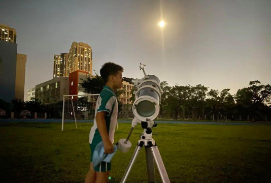 广州玉泉学校阅读区