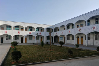 汕头市潮阳区河溪华东小学阅读区