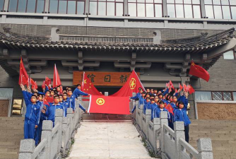 河北省平泉县回民中学阅读区