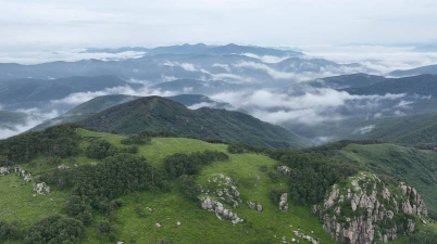 隆化县茅荆坝乡中学阅读区