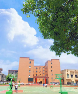 长沙宁乡市玉潭高级中学阅读区