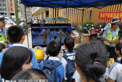 深圳诚铭学校阅读区