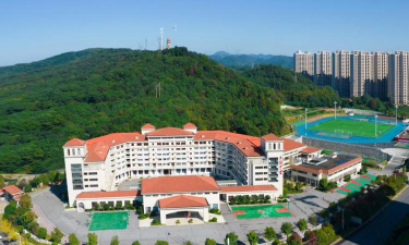长沙市立信中学阅读区