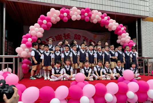 长寿县财贸技工学校附属幼儿园阅读区
