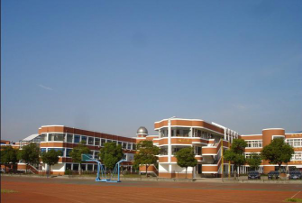 苏州张家港市乐余高级中学阅读区