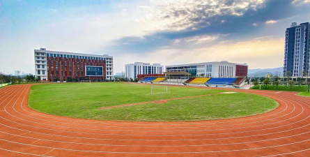 南昌汽车机电学校阅读区
