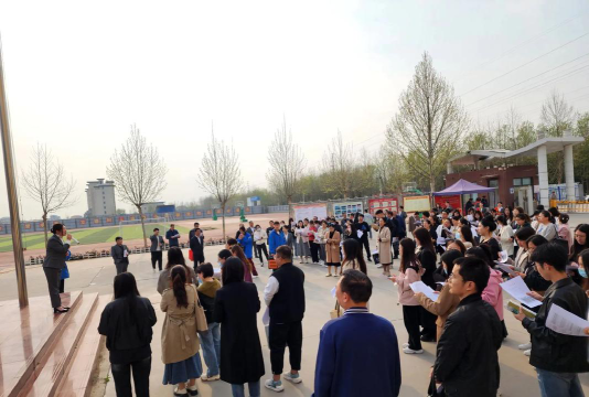 沧县树行中学阅读区