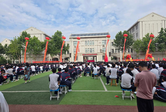 沧州市运河区成功中学阅读区