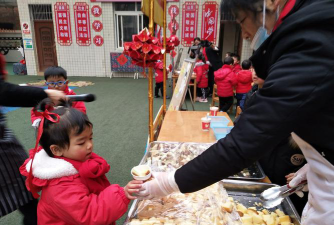 大足县拾万镇八埝村幼儿园阅读区