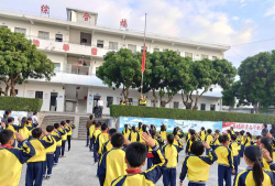 汕头市潮南区陈店镇郑围小学阅读区