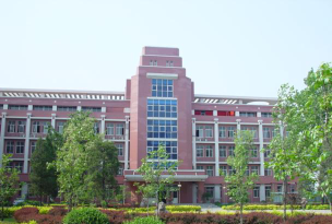 天津市北辰区华辰学校阅读区