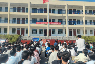 登封市宣化镇中心小学阅读区
