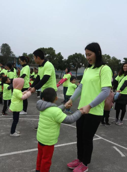 会城镇九龙幼儿园阅读区