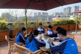 内江市翔龙中学阅读区