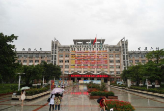 绵阳东辰中学（涪城区）阅读区