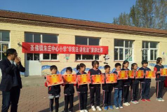 河北省盐山县圣佛镇第一中学阅读区